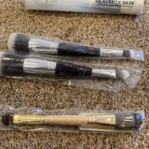Professional makeup brushes